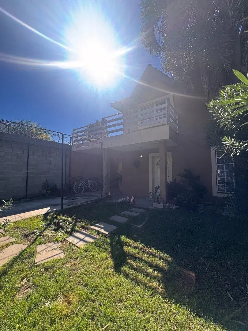 VENTA CASA 4 AMBIENTES CON TERRAZA Y PILETA EN DON TORCUATO 3