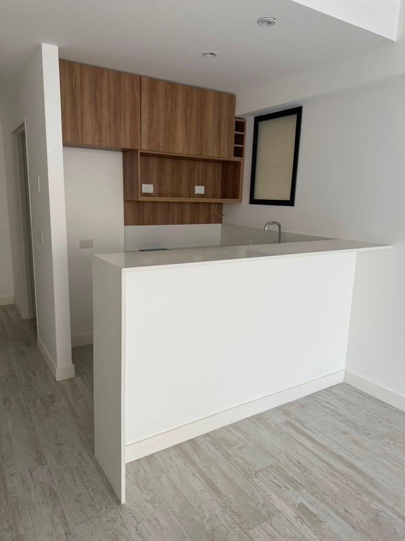 Foto de ALQUILER ANUAL MONOAMBIENTE 40m2 CON BALCON, LAS CAÑITAS, imagen 3