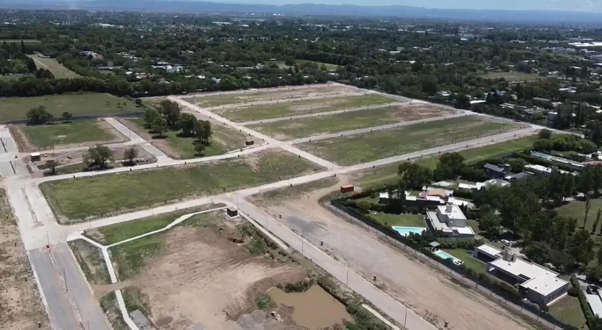 GREEN VILLE III | Lote de 375 m² | USD 140.500 4