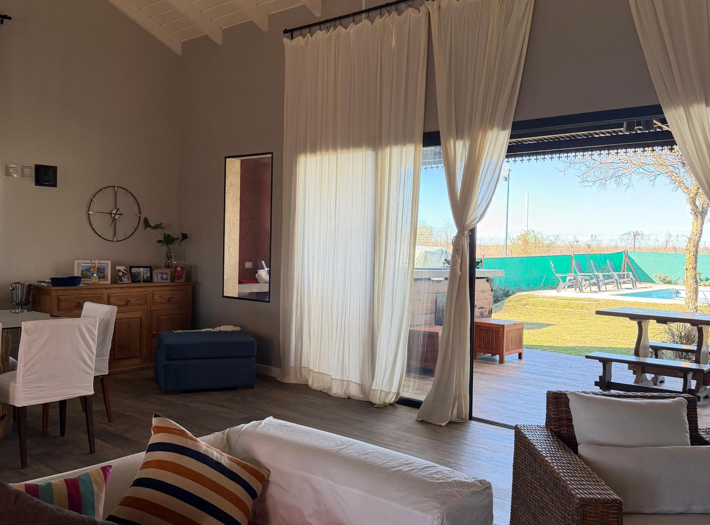 Foto de Casa de 803 m² con 3 habitaciones en venta en Valle del Golf, imagen 2