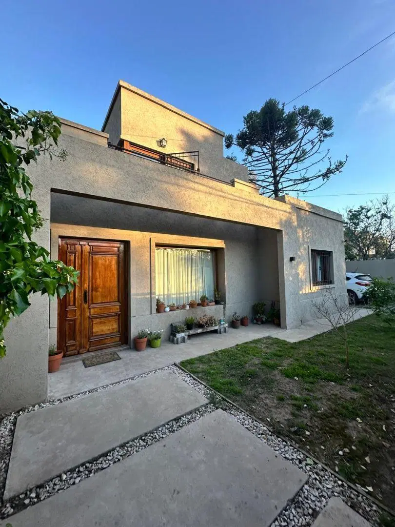 Casa 3 ambientes. | Facundo 2010 5