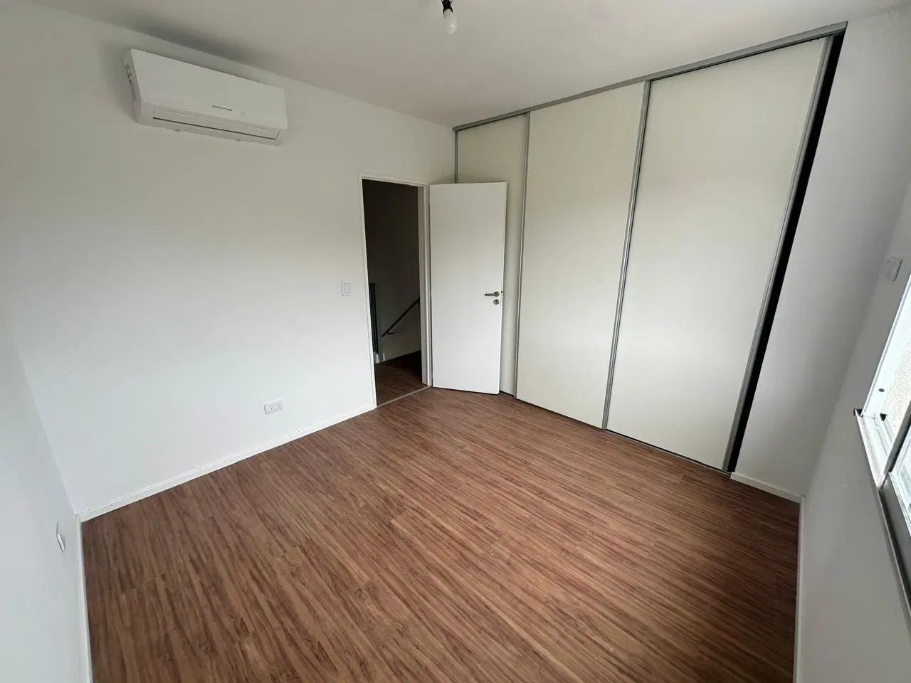 Venta de duplex 3 ambientes a estrenar,Ituzaingo Norte 5