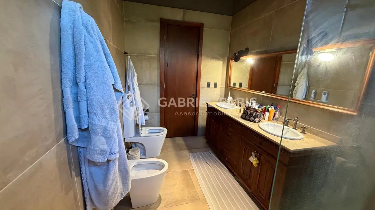 Casa 6 ambientes. | ACCESO OESTE K47 5