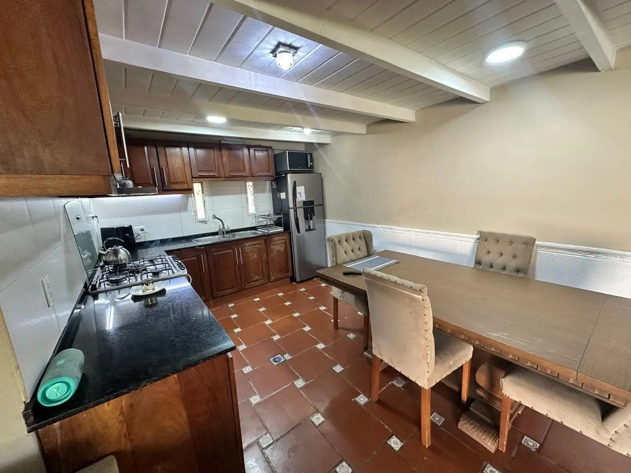 venta de casa 6 ambientes en Villa Udaondo 3