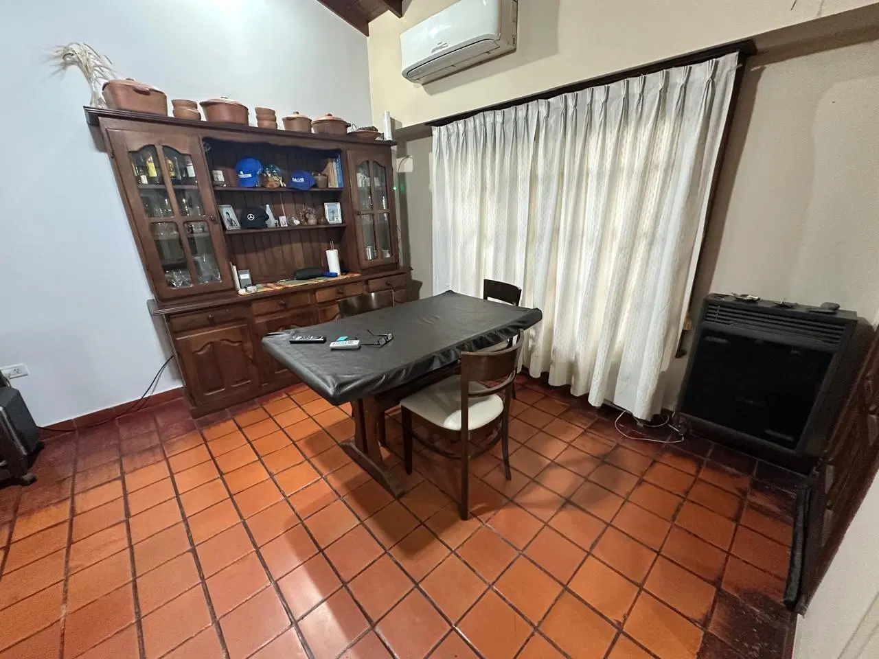 venta de casa ,Villa Udaondo,3 ambientes 1