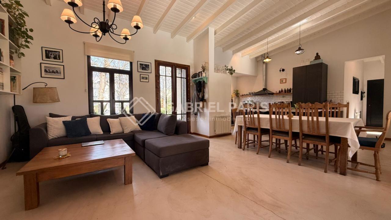 Foto de Casa 5 ambientes 3 dormitorios. | Avenida gaona, imagen 3