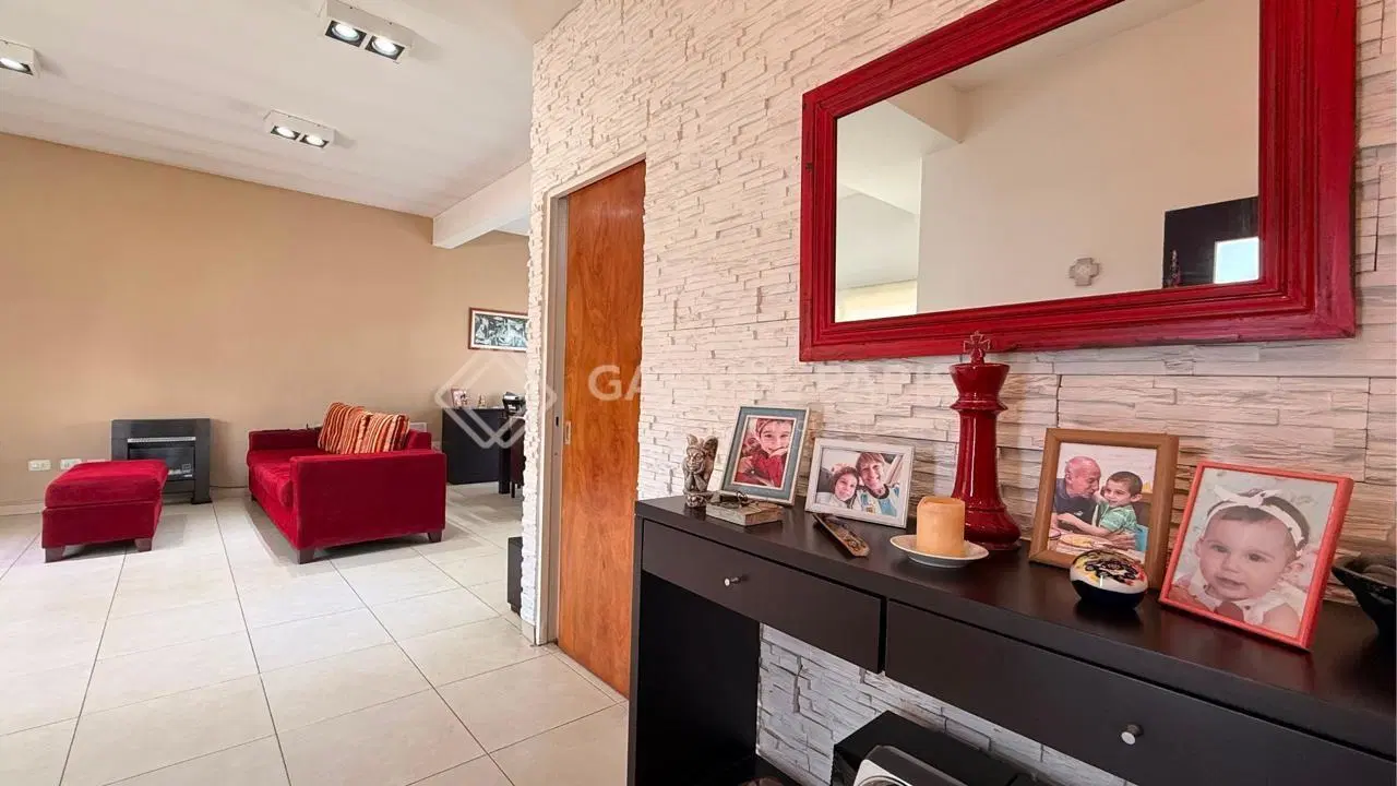 Casa 4 ambientes. | MARTIN CASTRO 2338 5