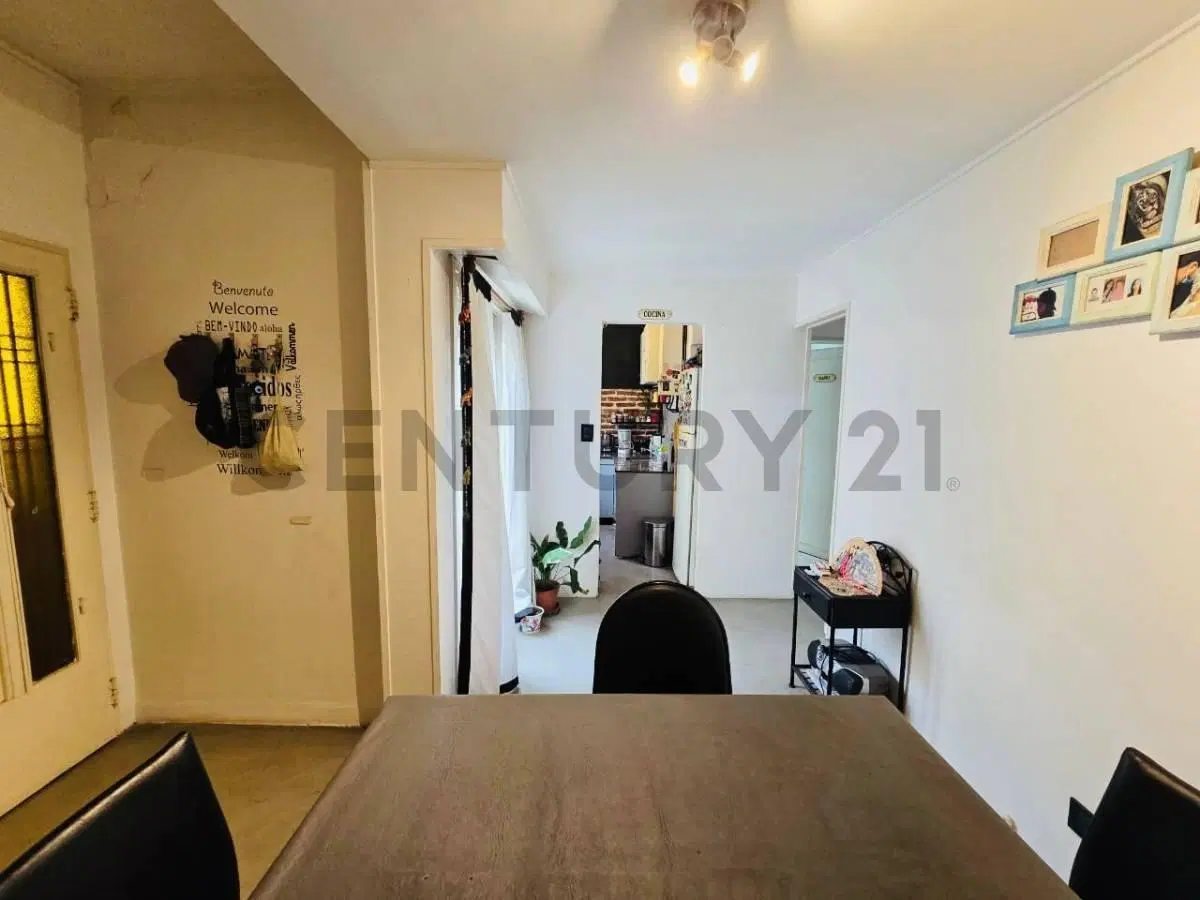 VENTA DEPARTAMENTO 3 AMBIENTES C/ TERRAZA COMPARTIDA - VERSALLES 4
