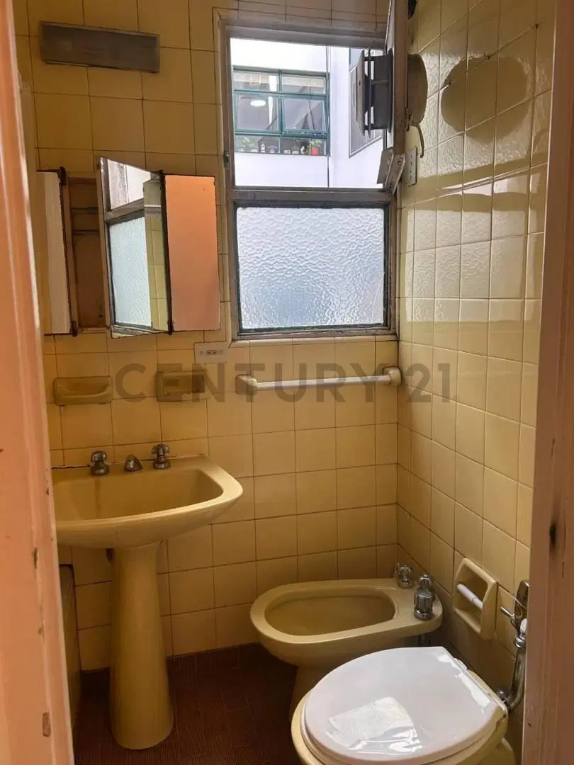 VENTA  MONOAMBIENTE DIVISIBLE RECOLETA 5