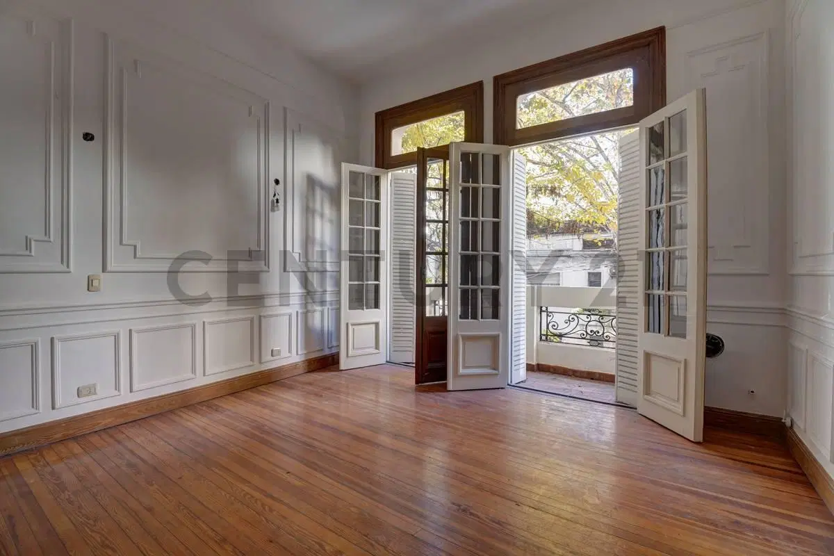 VENTA PH 5 AMBIENTES CON BALCÓN Y TERRAZA EN ALMAGRO 2