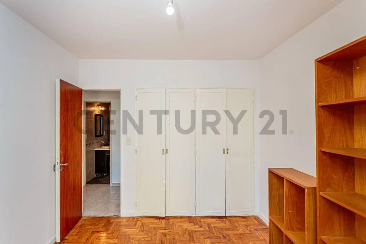VENTA 3 AMBIENTES CON DEPENDECNCIA Y BALCON/ VILLA GENERAL MITRE 2