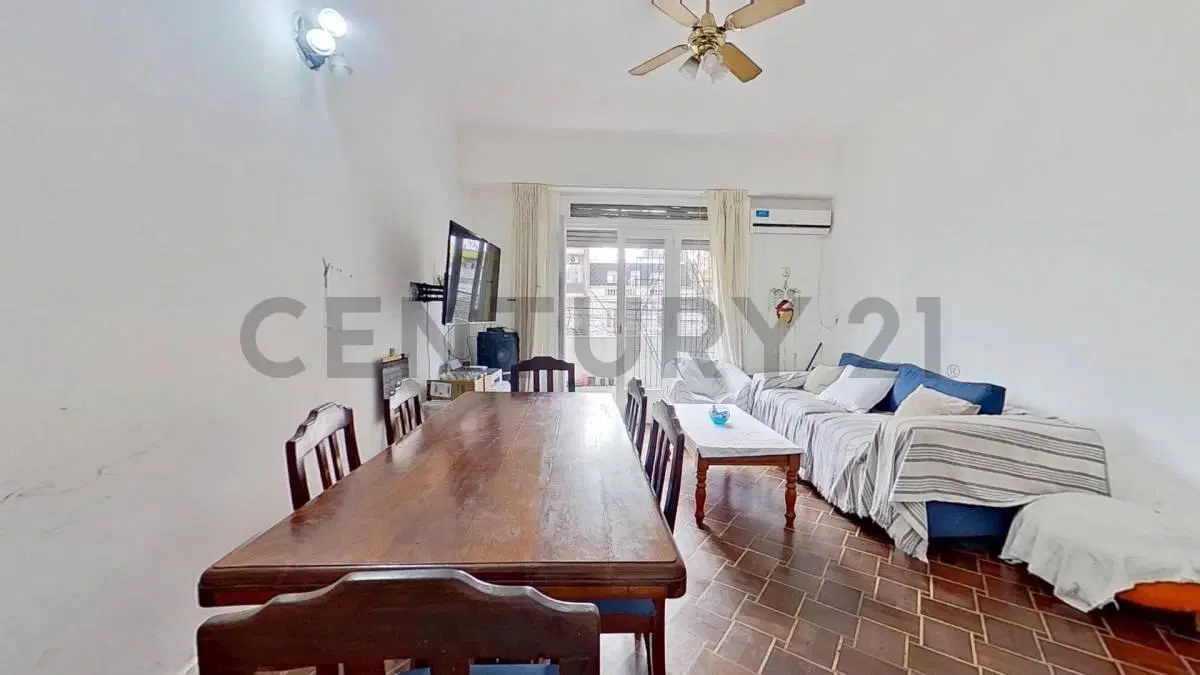 Venta Departamento 4 ambientes c/ Balcon y patio cubierto/ Villa Crespo 3