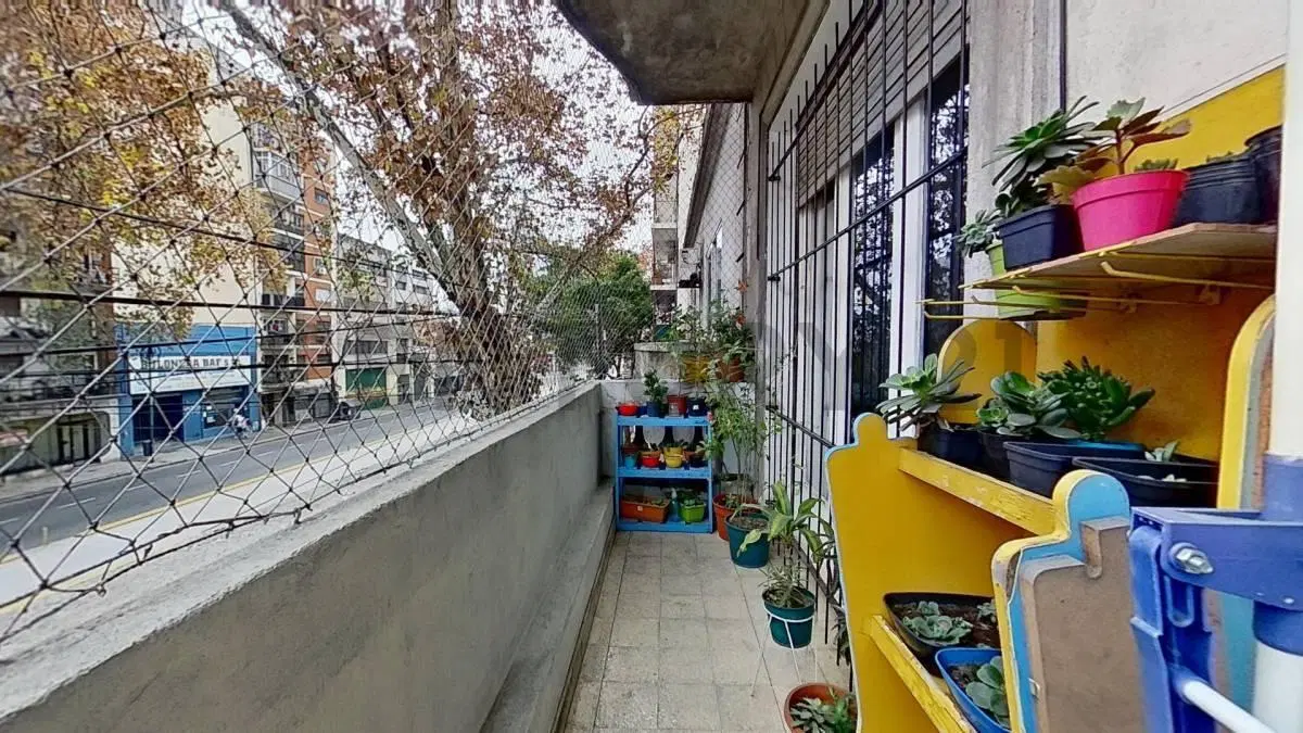 Venta Departamento 4 ambientes c/ Balcon y patio cubierto/ Villa Crespo 4