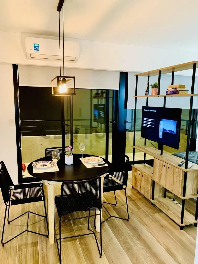 VENTA MONOAMBIENTE CON BALCON EN BOEDO 4