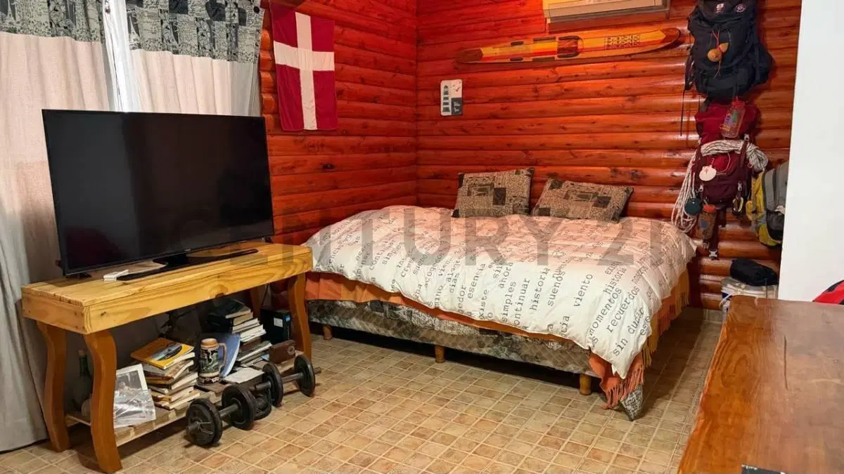 TRONCOS DEL TALAR/ CHALET DE 3 AMBIENTES MAS MONOAMBIENTE INDEPENDIENTE AL FONDO 8