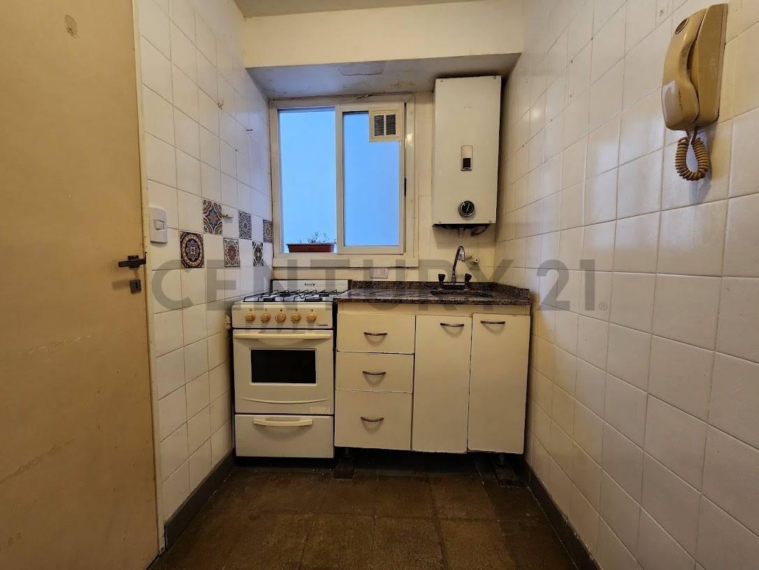 Foto de ALQUILER |MONOAMBIENTE | LUMINOSO | BALCÓN VISTA ABIERTA, imagen 1