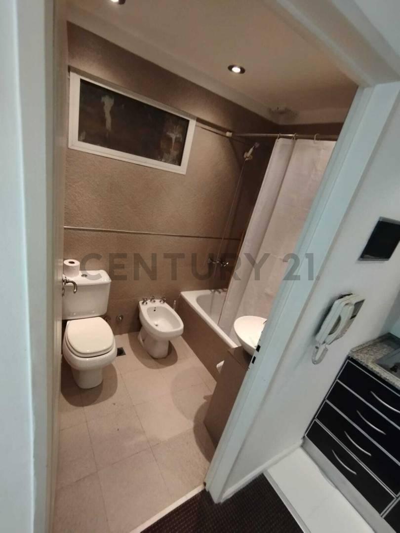Foto de VENTA/ MONOAMBIENTE / PILETA / CAÑITAS, imagen 2