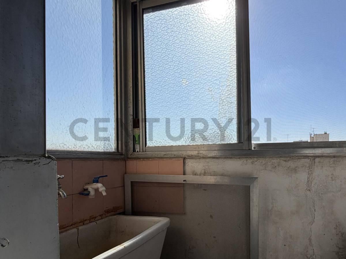 Foto de VENTA Departamento 2 ambientes| Villa del Parque, imagen 4