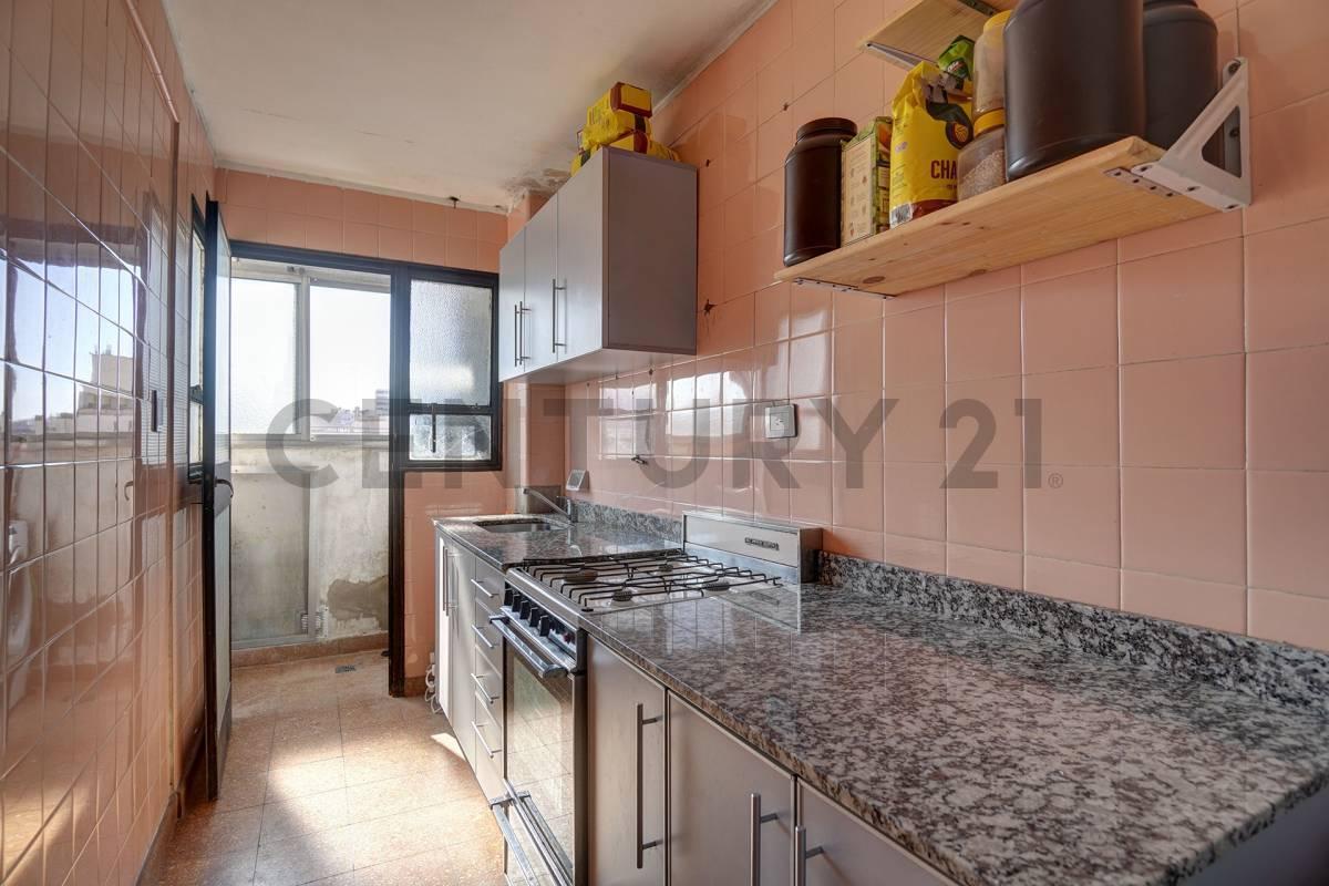 Foto de VENTA Departamento 2 ambientes| Villa del Parque, imagen 3