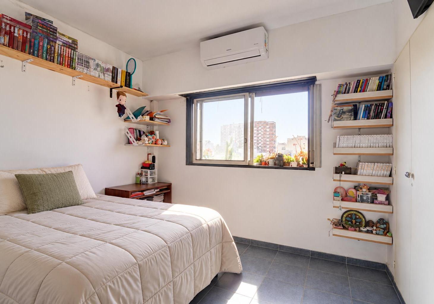 Foto de VENTA Departamento 2 ambientes| Villa del Parque, imagen 2