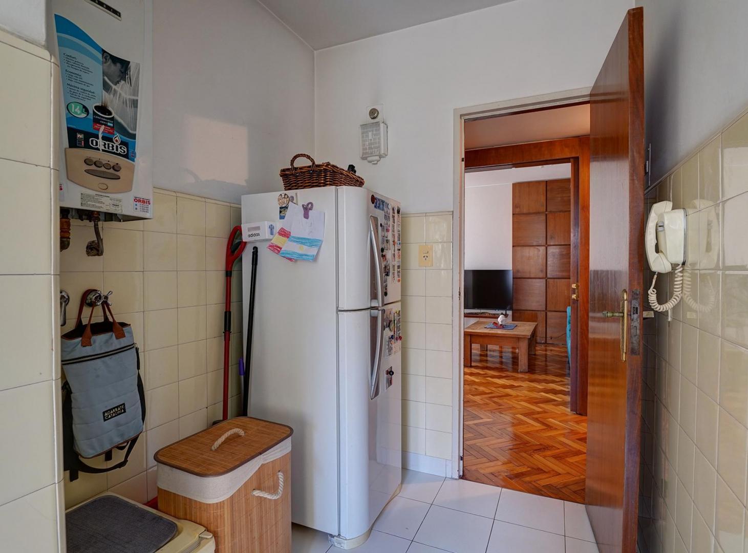Foto de VENTA DEPARTAMENTO 3 AMBIENTES CON BALCON CORRIDO - BELGRANO, imagen 1