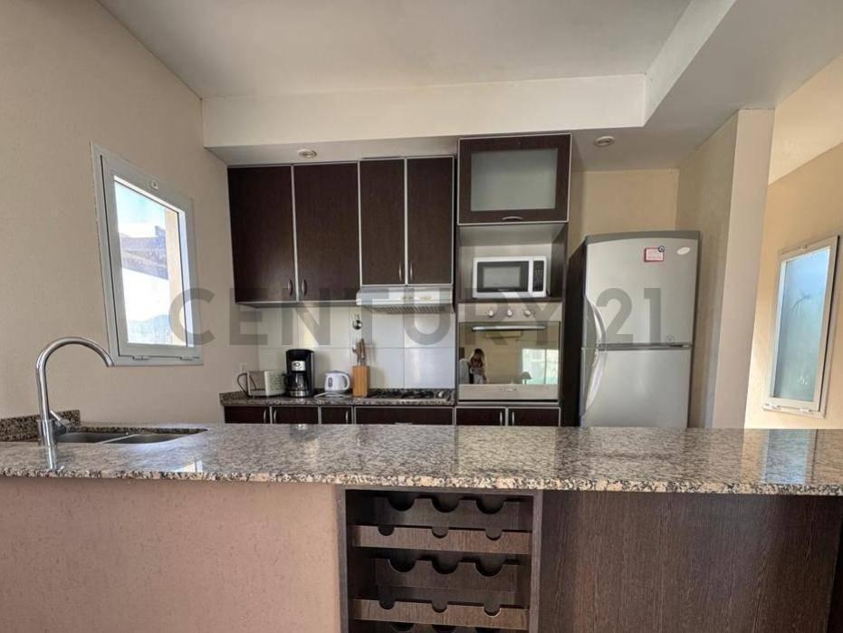 Foto de VENTA | CASA | 4 HABITACIONES | 1 PLANTA | PISCINA | BARRIO GOLF – EL, imagen 5