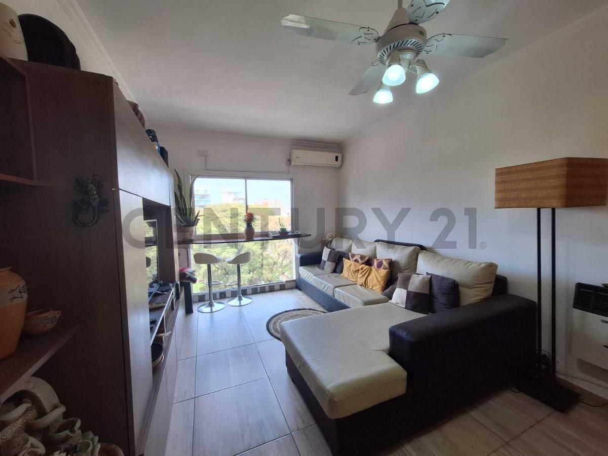 Foto de VENTA DEPARTAMENTO 4 AMBIENTES -VILLA LURO, imagen 1