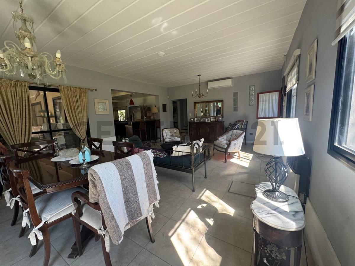 Foto de VENTA CASA 5 AMBIENTES CON PISCINA Y PARQUE - SEGUNDAS COLINAS PILAR, imagen 2