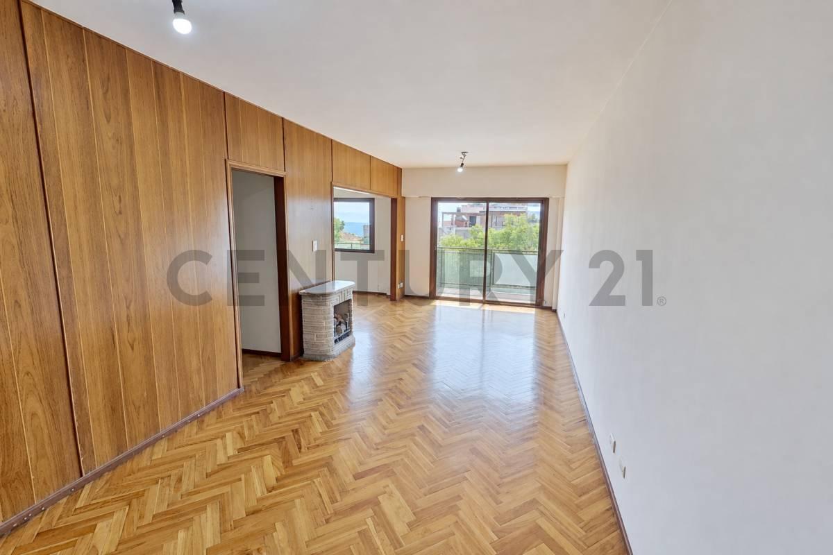 Foto de VENTA DEPARTAMENTO 4 AMBIENTES CON BALCÓN EN ALMAGRO, imagen 3