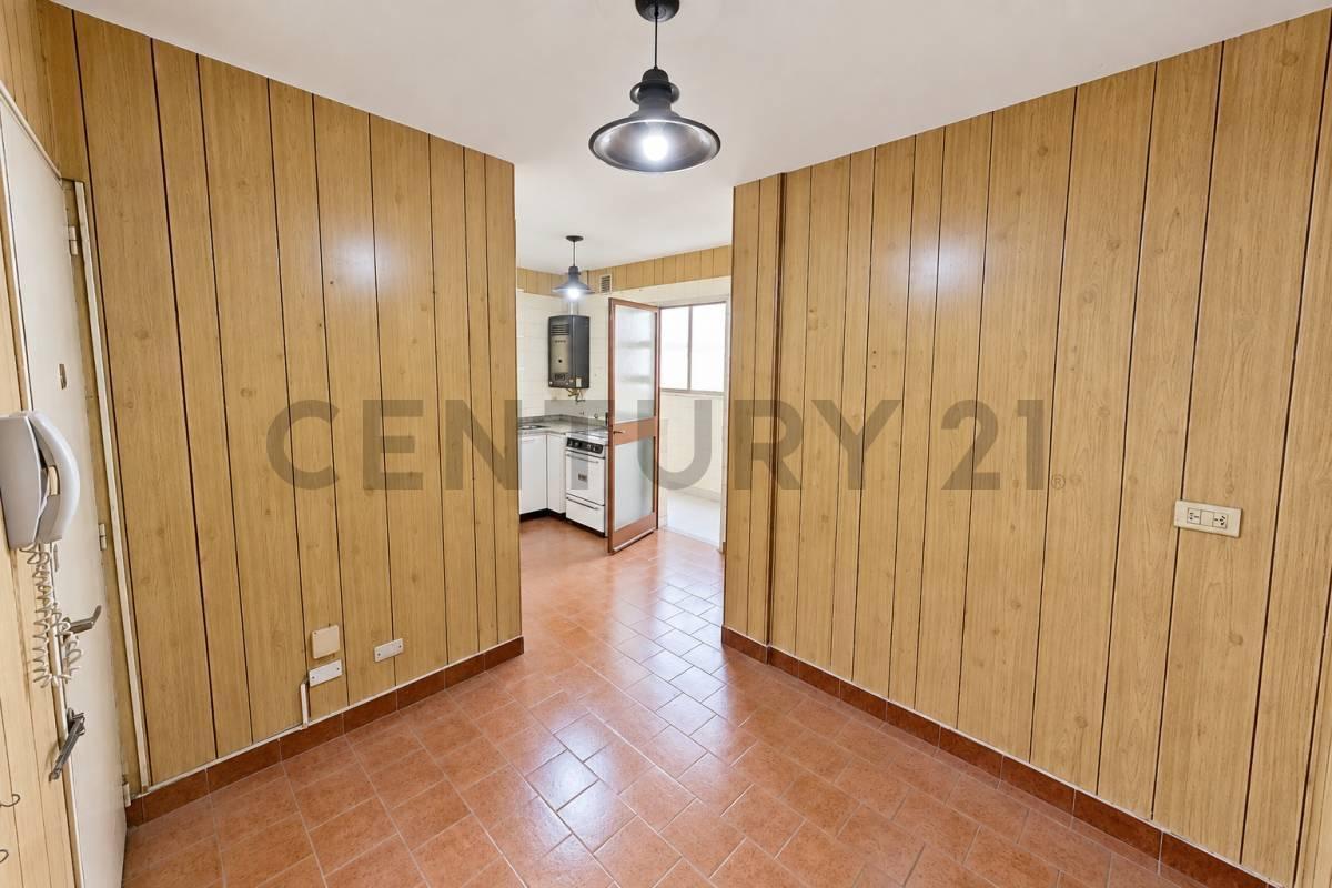 Foto de VENTA DEPARTAMENTO 4 AMBIENTES CON BALCÓN EN ALMAGRO, imagen 4