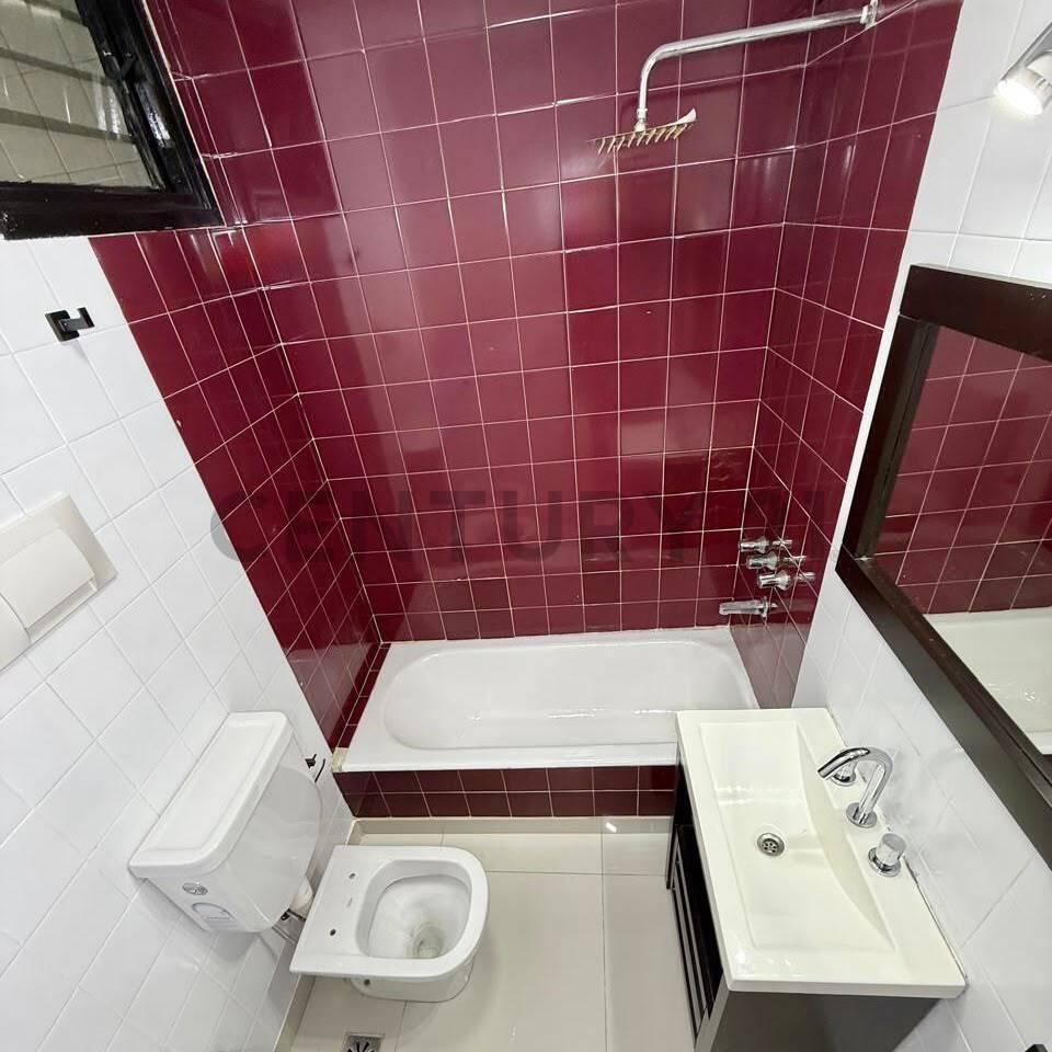 Foto de VENTA DEPARTAMENTO 2 AMBIENTES CON BALCON EN EL BARRIO DE LA BOCA, imagen 5