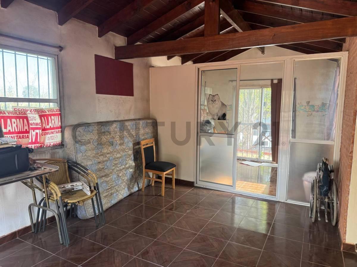 Foto de VENTA | CASA 4 AMBIENTES A REFACCIONAR I CON QUINCHO Y PISCINA |, imagen 5