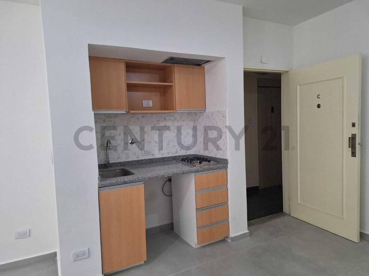 Foto de VENTA MONOAMBIENTE RECICLADO A NUEVO EN RETIRO, imagen 2
