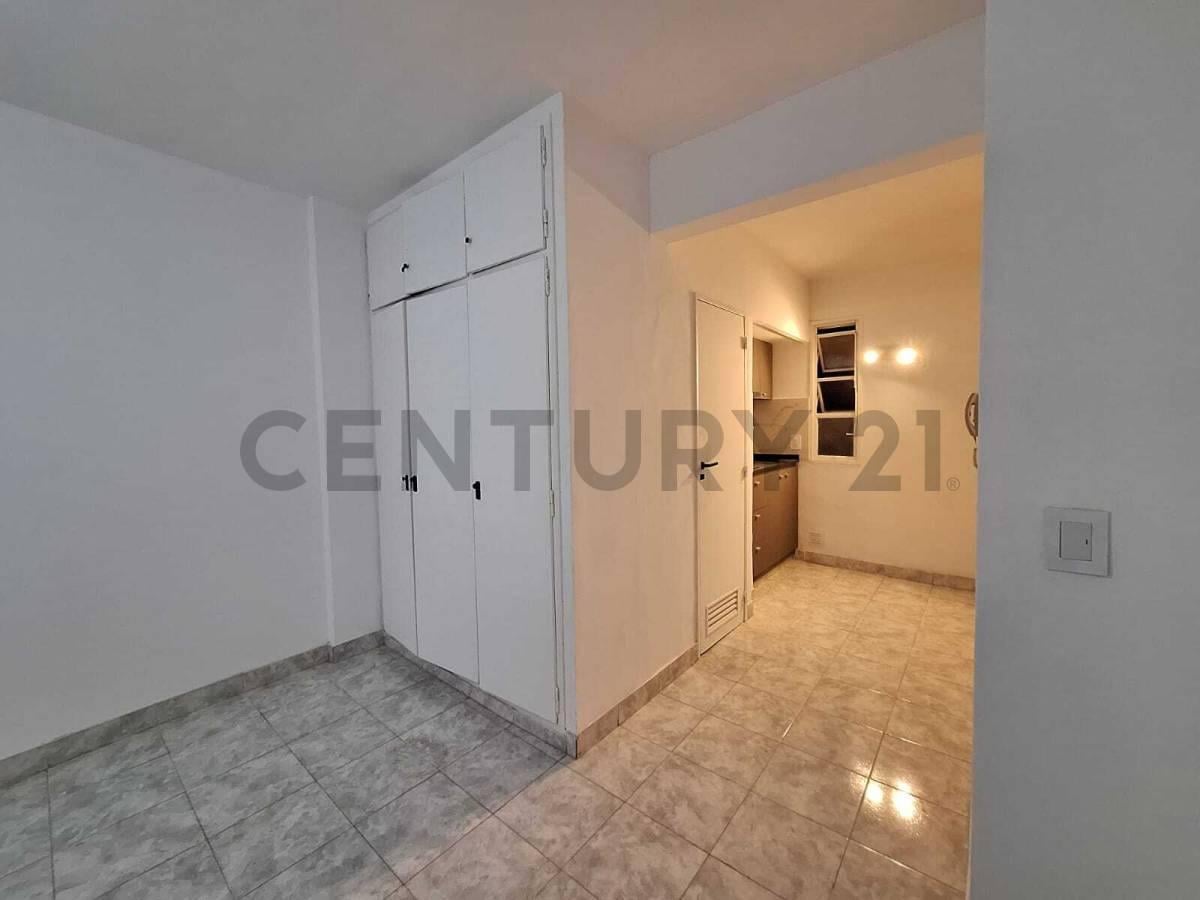Foto de venta/monoambiente/refaccionado/retiro/ideal inversión, imagen 5