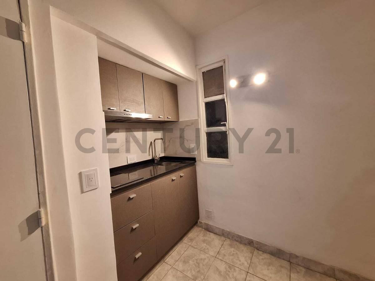 Foto de venta/monoambiente/refaccionado/retiro/ideal inversión, imagen 4