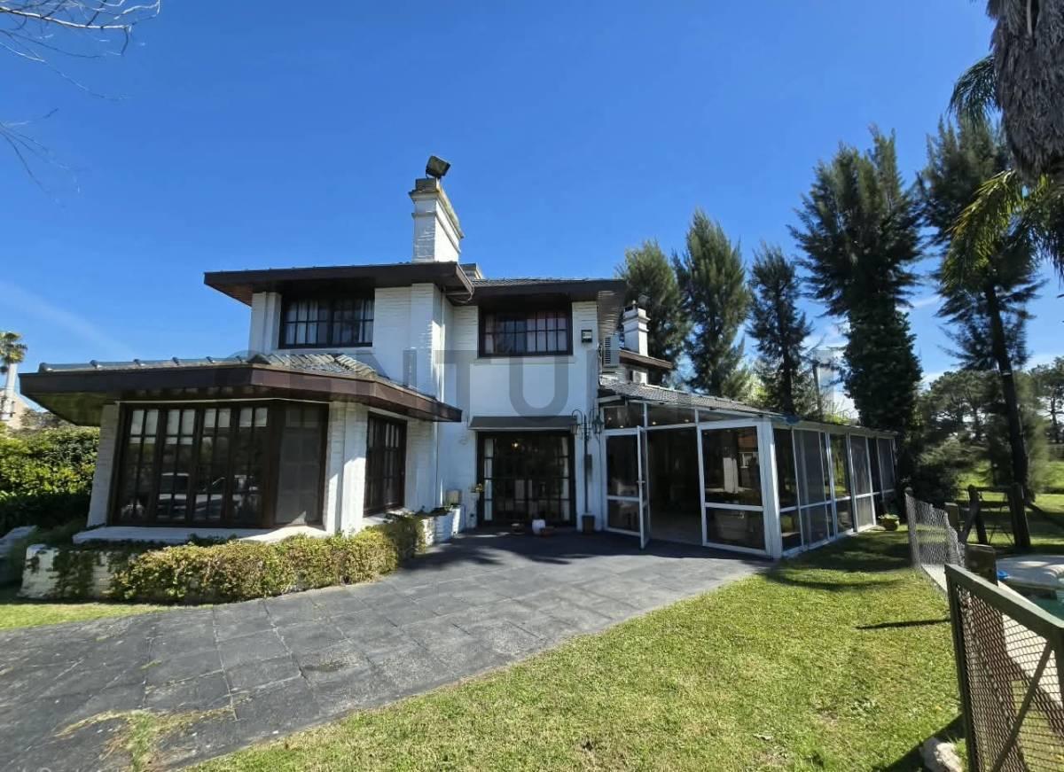 Foto de VENTA CASA 4 AMBIENTES CON PISCINA – COUNTRY CLUB BANCO PROVINCIA, imagen 4