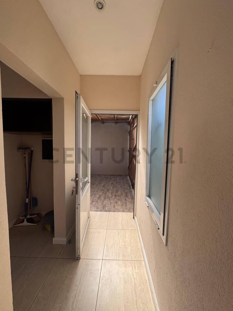 Foto de VENTA | CASA | 4 HABITACIONES | 1 PLANTA | PISCINA | BARRIO GOLF – EL, imagen 5
