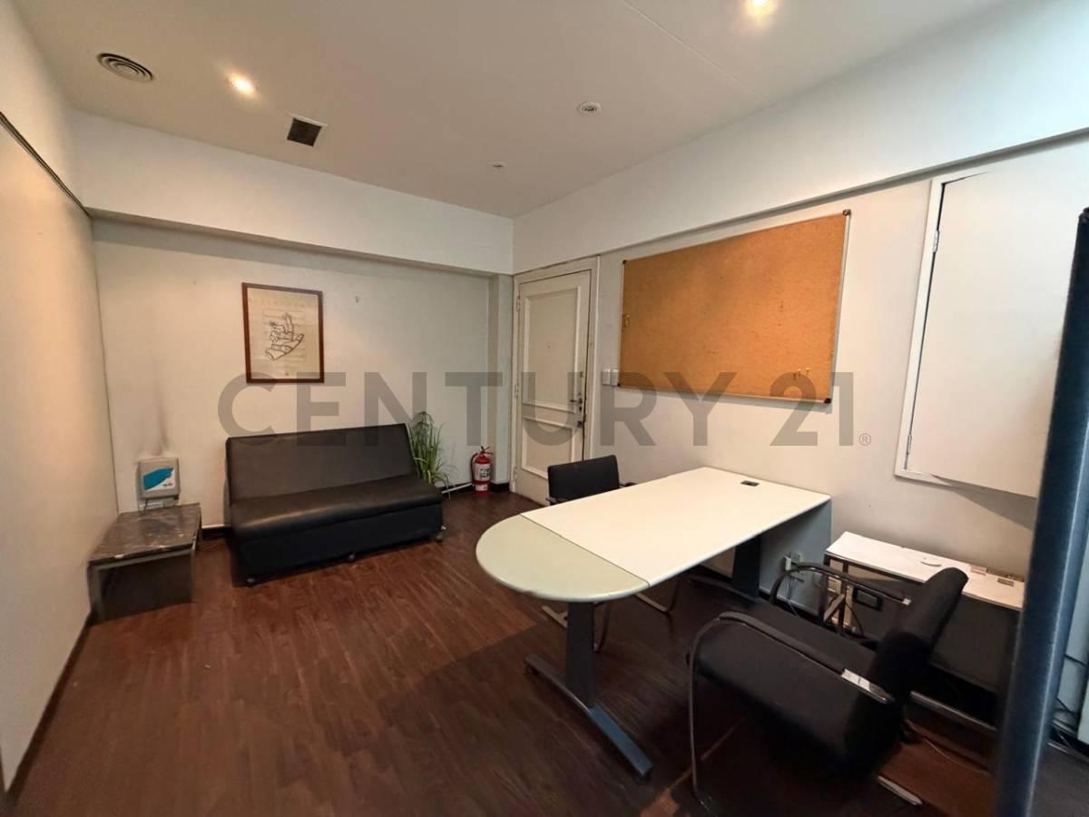 Foto de VENTA OFICINA - MONSERRAT, imagen 3