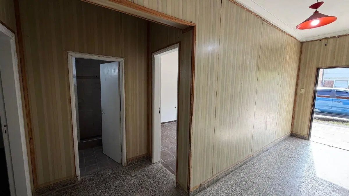 Casa con departamento + Galpon en VENTA 2