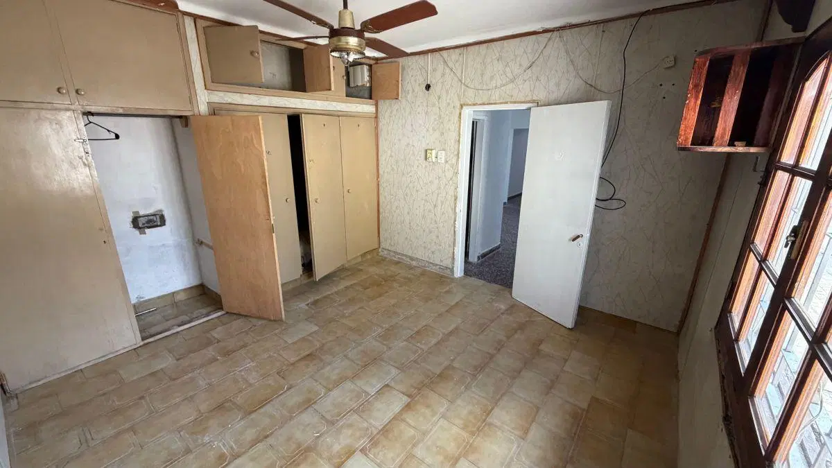 Casa con departamento + Galpon en VENTA 5