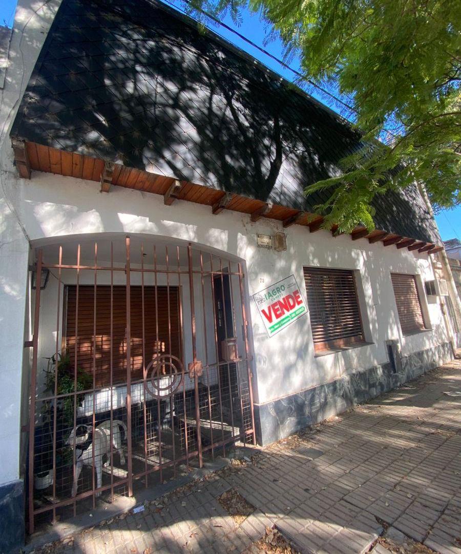 Casa en VENTA, 12 de octubre 700