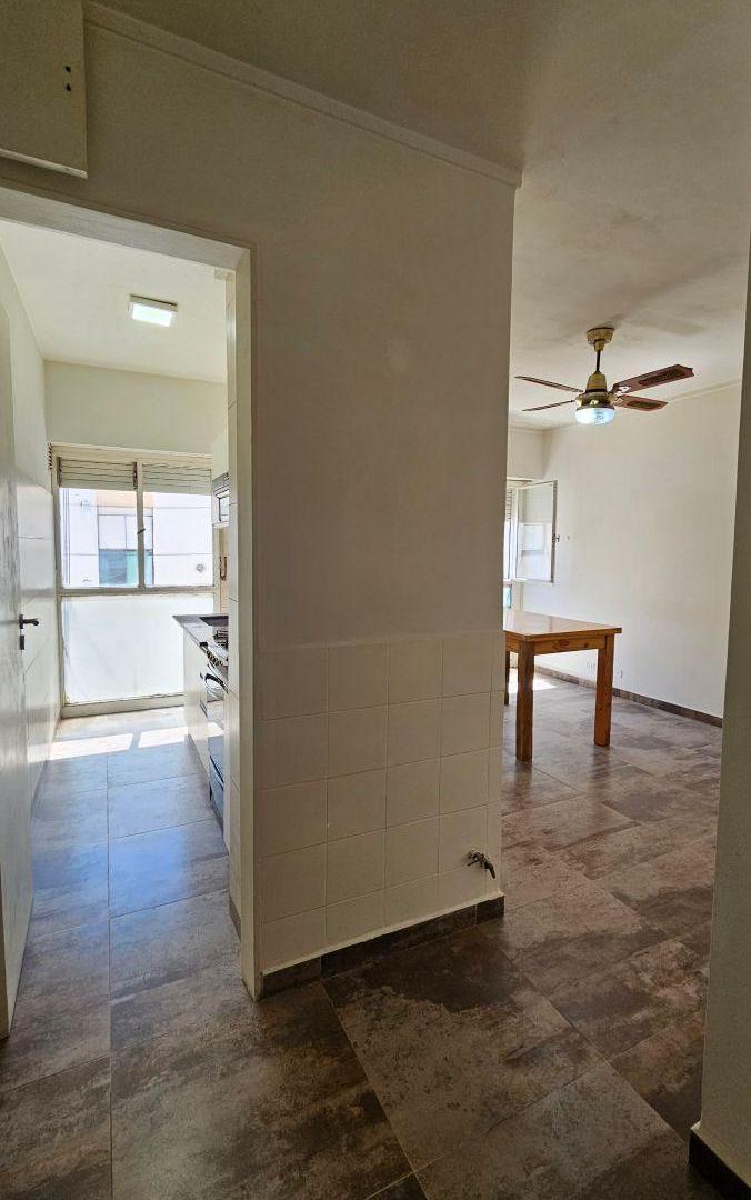 Foto de Oportunidad departamento de 2 dormitorios en VENTA, Moreno 45, imagen 3