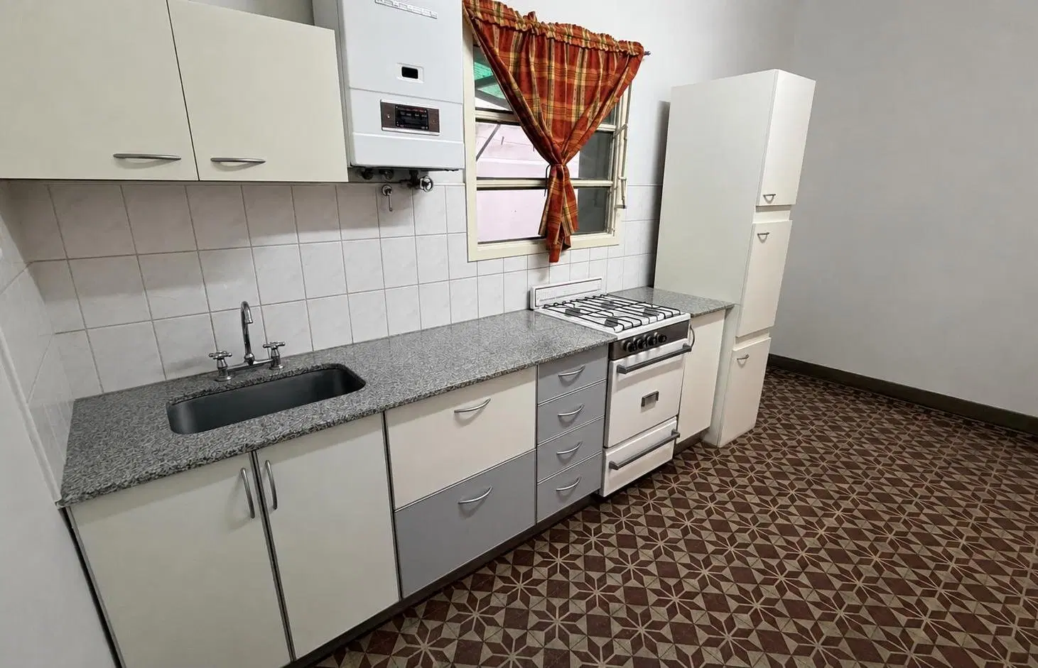Casa en VENTA, Castelli 18, Bahia Blanca 4