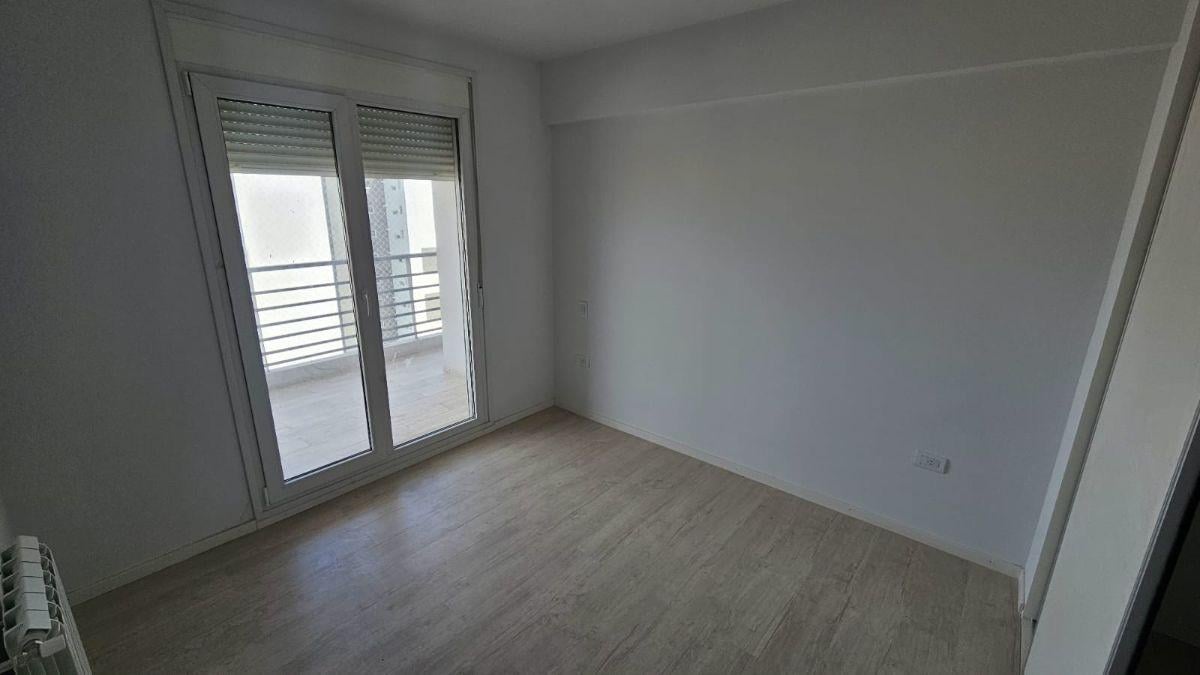 Foto de DEPARTAMENTO EN VENTA ESTOMBA 666, imagen 3