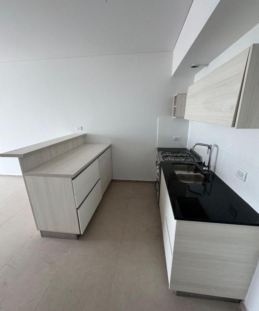 Foto de DEPARTAMENTO EN VENTA ESTOMBA 666, imagen 2