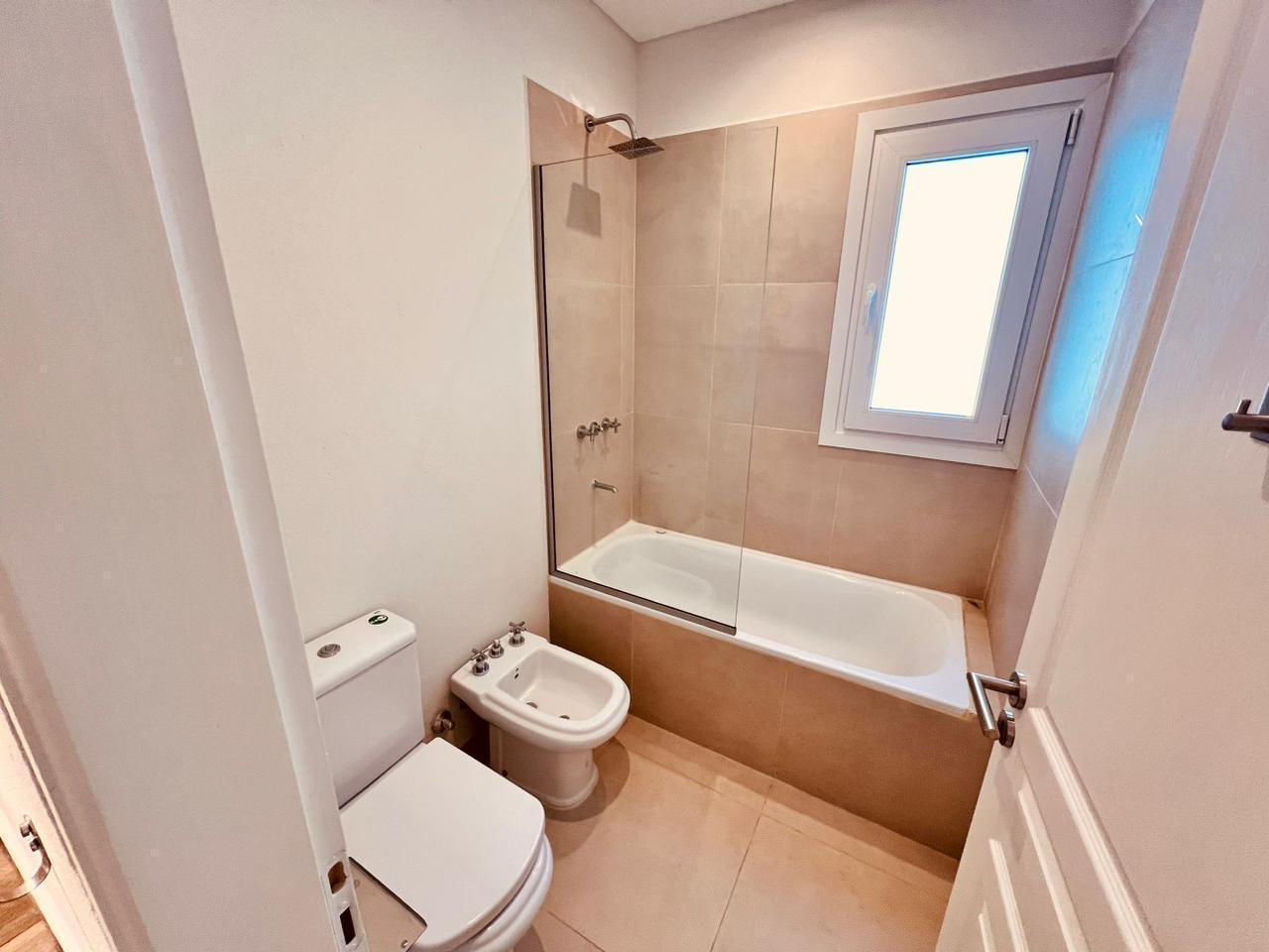 Foto de Casa en Venta - Costa Esmeralda, imagen 4