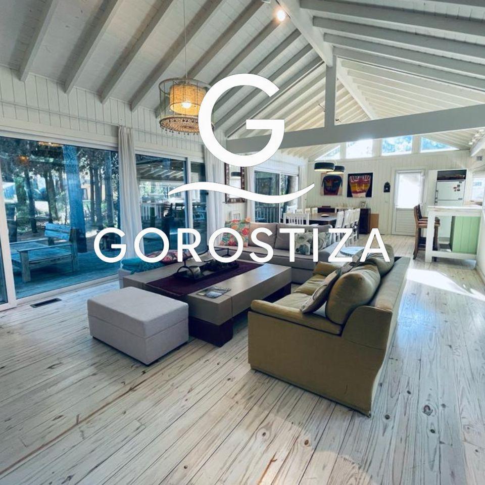 Foto de Casa en Venta - Costa Esmeralda, imagen 2