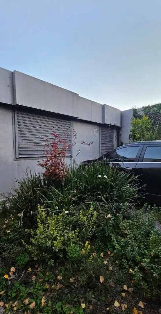 Casa con 2 Suites, Escritorio y Patios Internos | Segura y Funcional 4