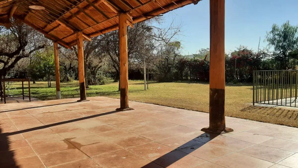 Excelente terreno de 1.900 m² Ideal desarrollo, inversión o uso comercial – 3