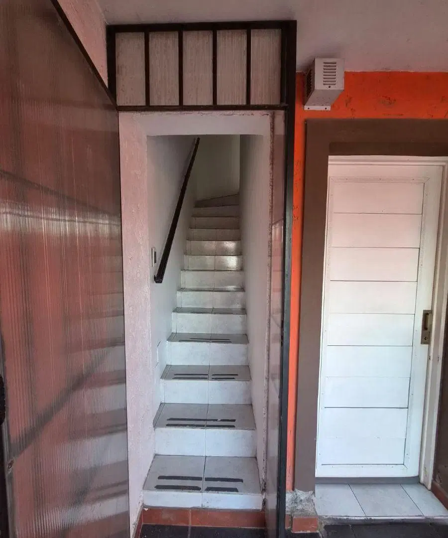 Departamento en planta alta con patio y parrilla | Ideal para una persona o pareja 2